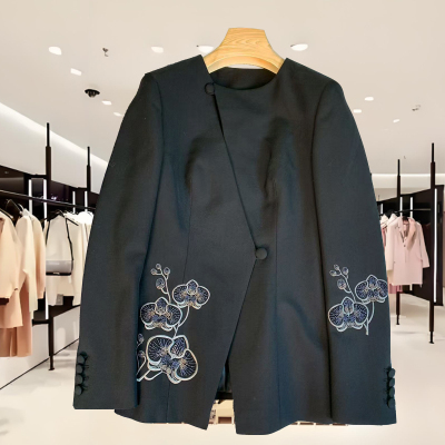 买手店女装小众设计师款高端特殊钉珠绣花职业西装外套正肩长袖潮