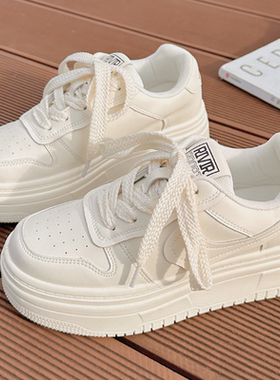 女童小白鞋2026新款春季儿童鞋子白色运动鞋大童青少年厚底板鞋