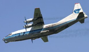 安东诺夫 安-12 AN-12运输机3D纸模DIY客机运输机民航飞机模型