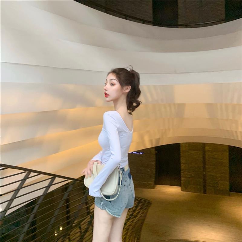 秋季2025新款性感露背长袖t恤女百搭设计感U领纯色上衣辣妹打底衫