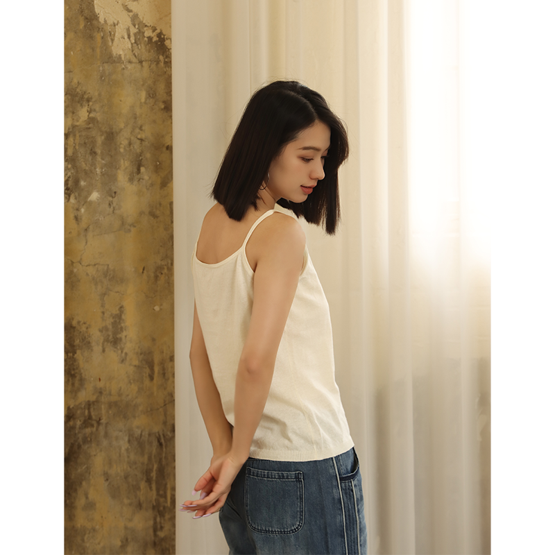 透气无色无味吊带硬挺打底背心