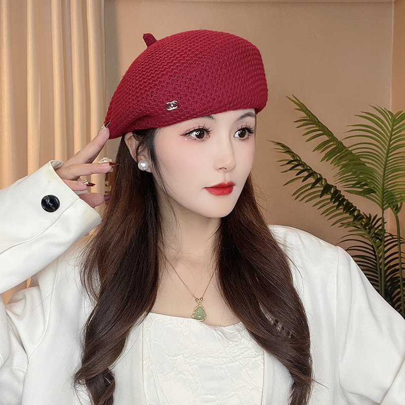 樱子轻奢服饰迎春春夏气质网红韩版画家帽透气定型字母压边贝雷帽