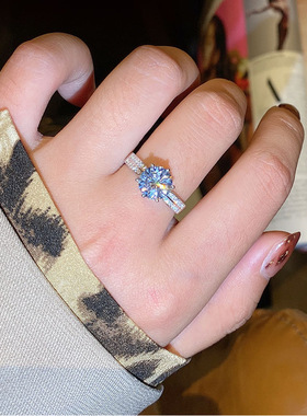 星光皇后仿真莫桑钻戒指女六爪1克拉结婚戒2克拉求婚戒指气质微镶