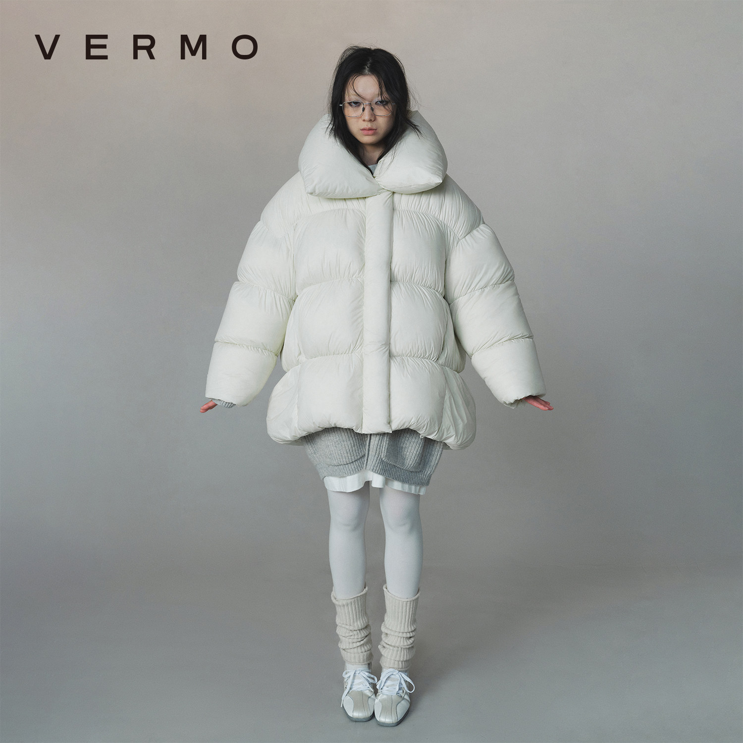 VERMOU型枕泡芙羽绒服