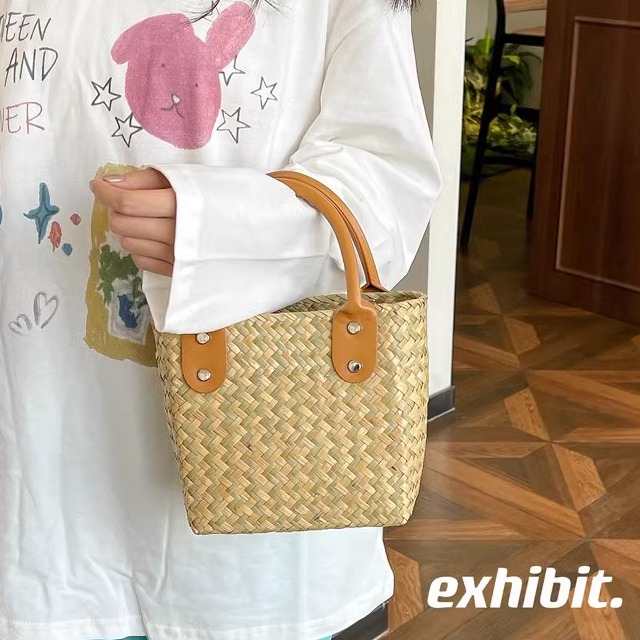 网红小众手提草编奶奶包包女2025新款潮时尚森系手提包单肩水桶包