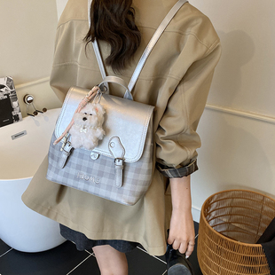 复古学院风双肩包包2025新款女式小众设计韩版ins百搭银色背包