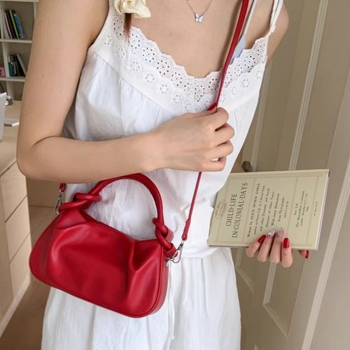 复古红色包包女2025新款轻奢