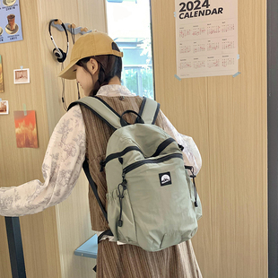 日韩书包初中女生高中生高颜值设计感户外登山双肩包女旅游背包