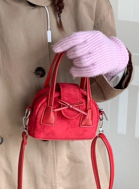 赵昭仪同款红色迷你麂皮绒包包女复古小众波士顿保龄球斜挎小包潮