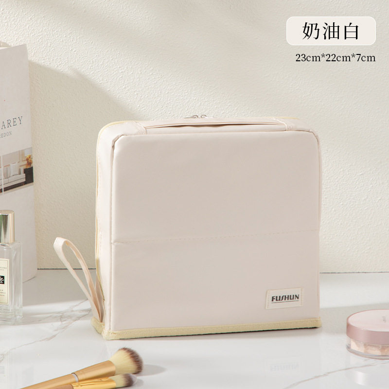 笔袋化妆包随身包女新品大容量化妆品收纳包出门方便携带手提袋,户外/登山/野营/旅行用品,洗漱包/化妆包,淘宝优惠券,粉丝福利购,淘宝优惠卷