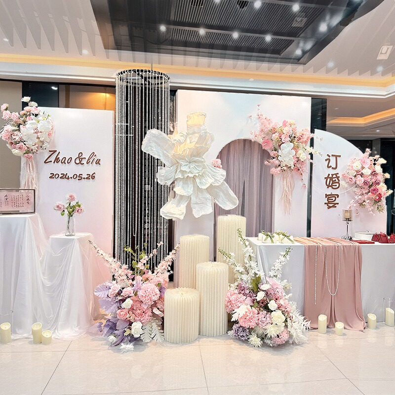 韩系订婚布置装饰简单大气粉kt板