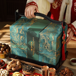 2026年货高档坚果礼盒装干果大礼包过新年走亲戚送长辈春节礼品