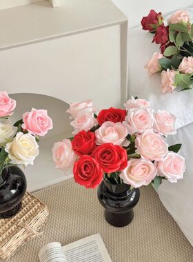 仿真玫瑰花束单支假花家居客厅餐桌摆件婚礼堂插花布置摆设装饰花