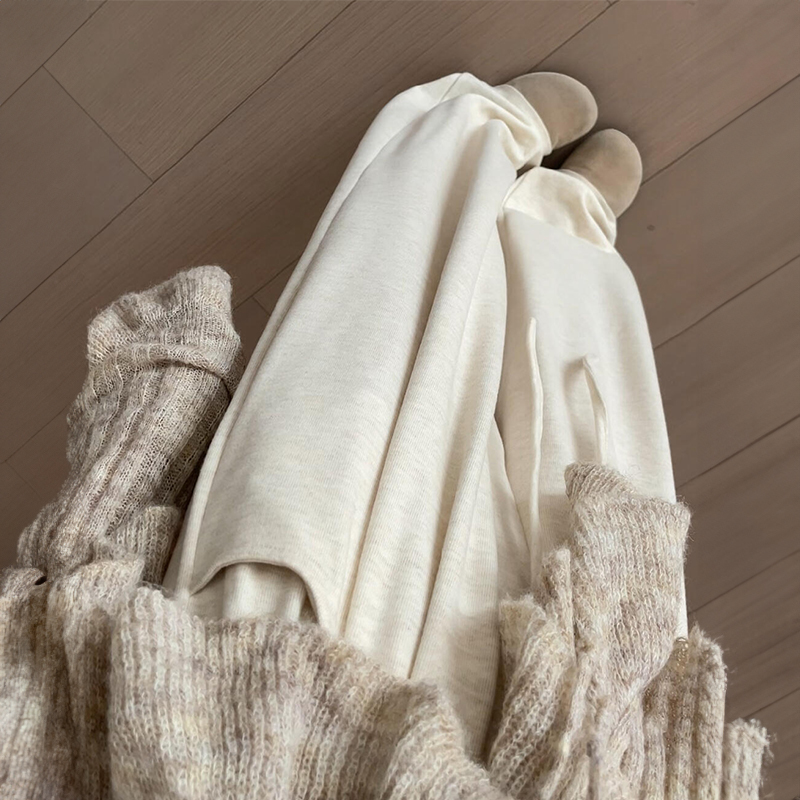 燕麦白色裤子女垂感高级