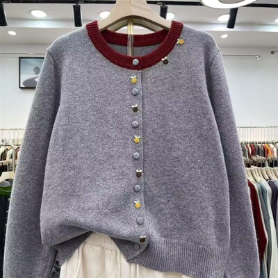 蜜熊绒设计感单排扣拼色圆领针织开衫冬新宽松显瘦休闲毛衣0.44