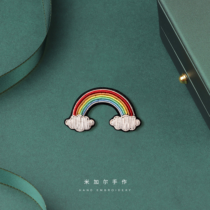 治愈心情七色彩虹胸针高档精致