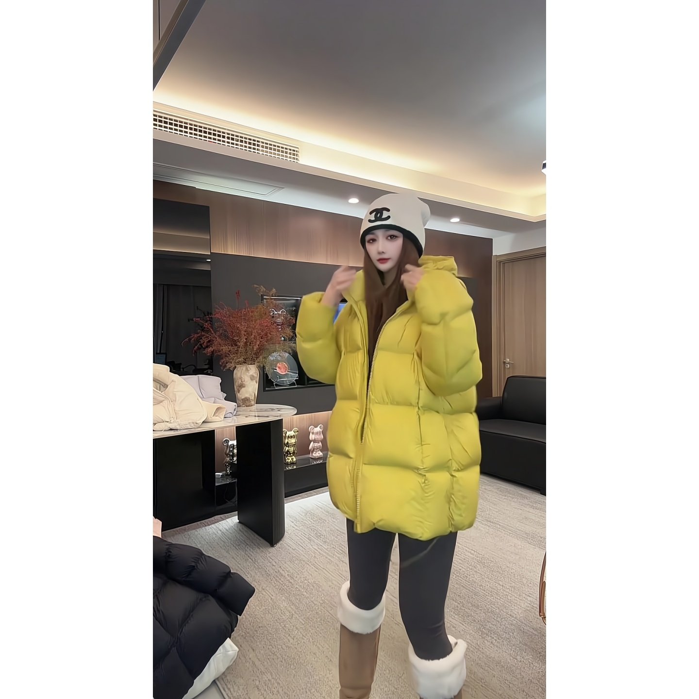 超百搭连帽羽绒服女宽松白鸭绒