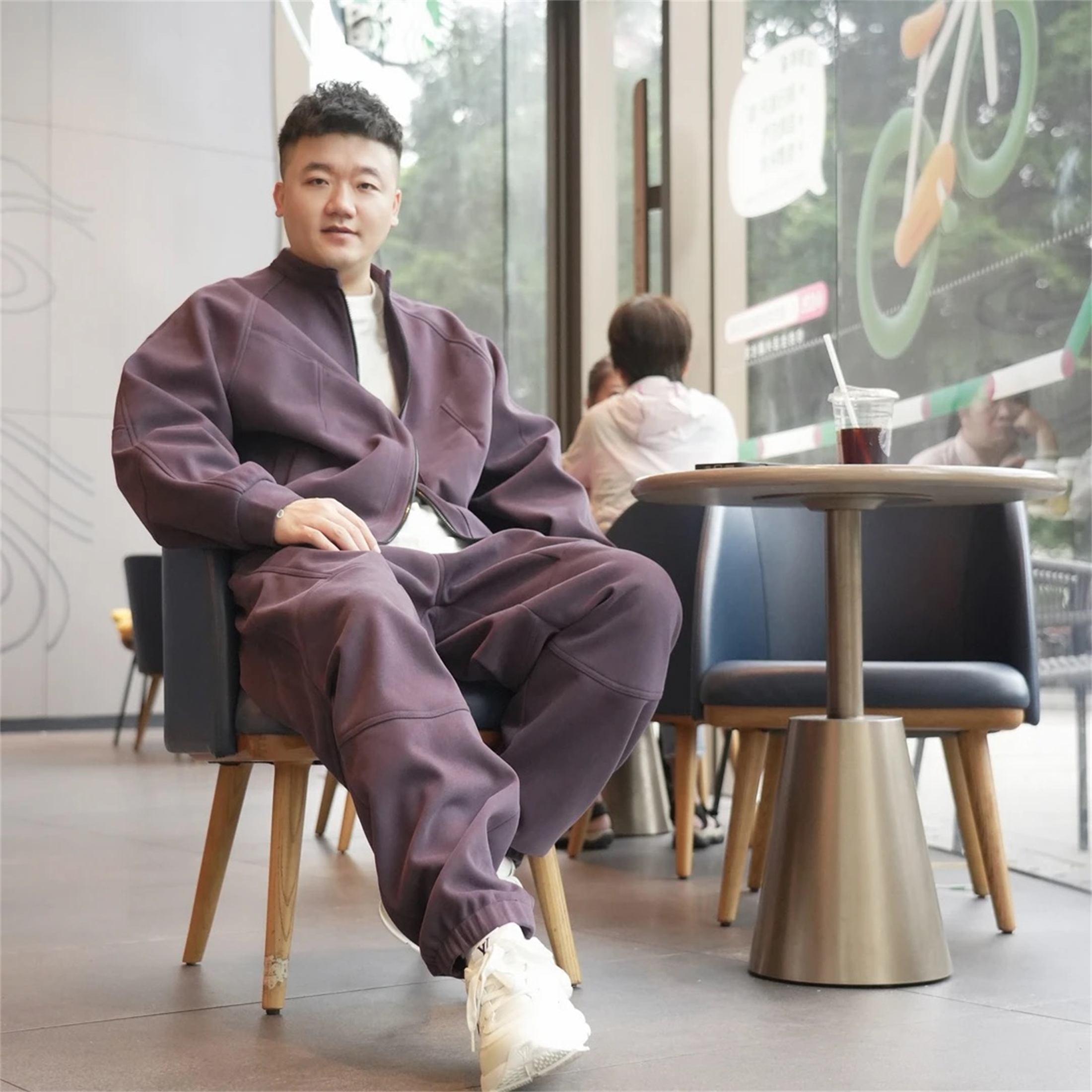 冬季加绒加厚圆领休闲运动套装