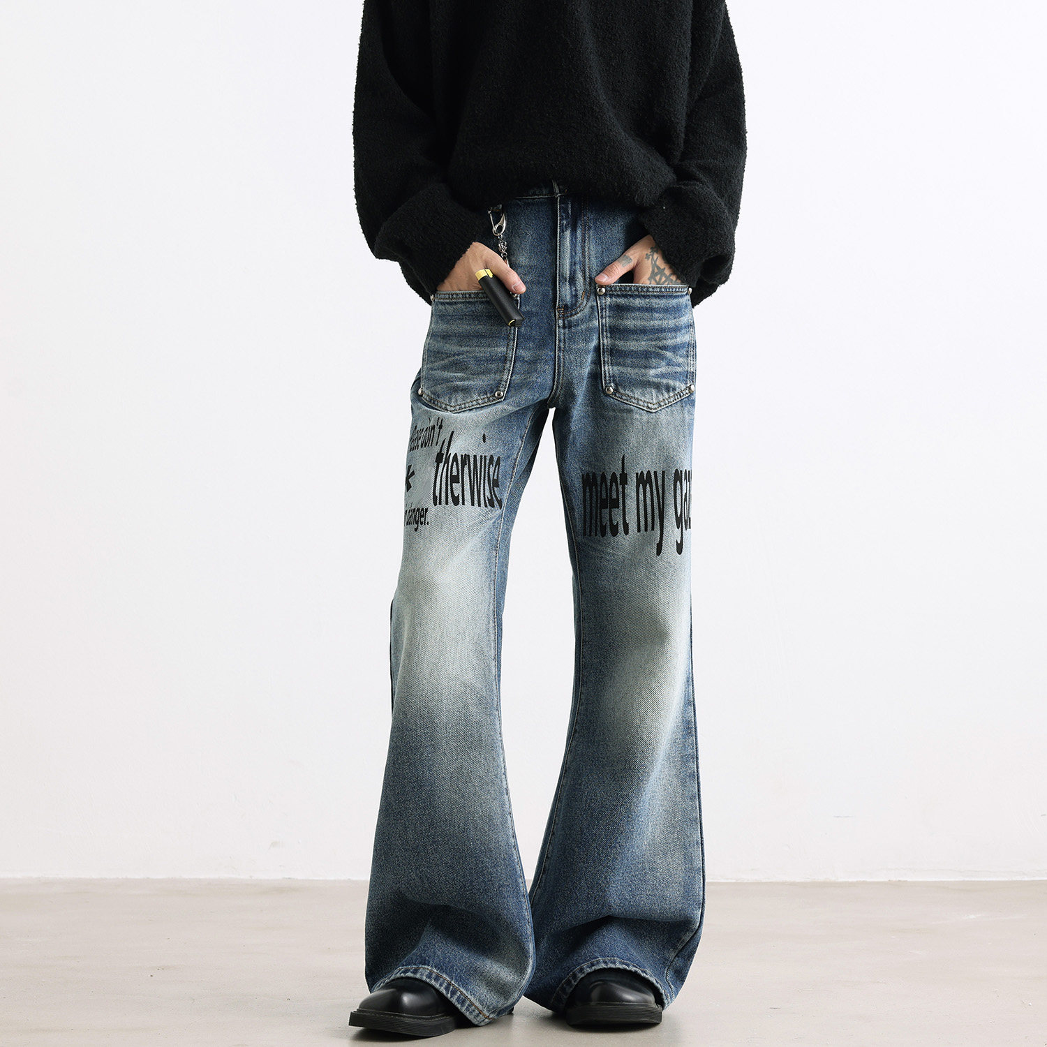 A412-DM478-特P50-限价88-标语印花微喇铆钉牛仔裤，男装牛仔裤，电商A412