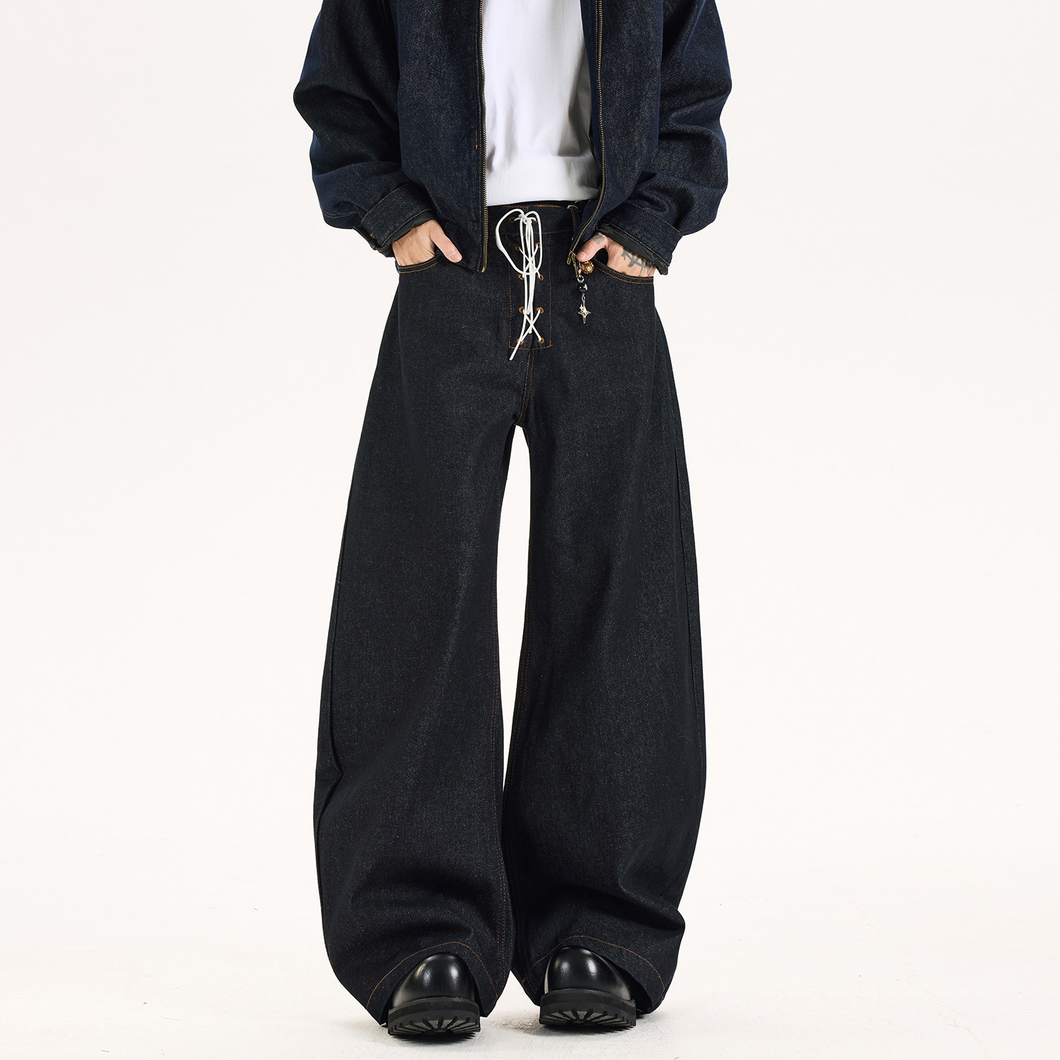 A412-DM457-特P55-限价88-豹纹拼接弯刀绑带牛仔裤，男装牛仔裤，电商A412