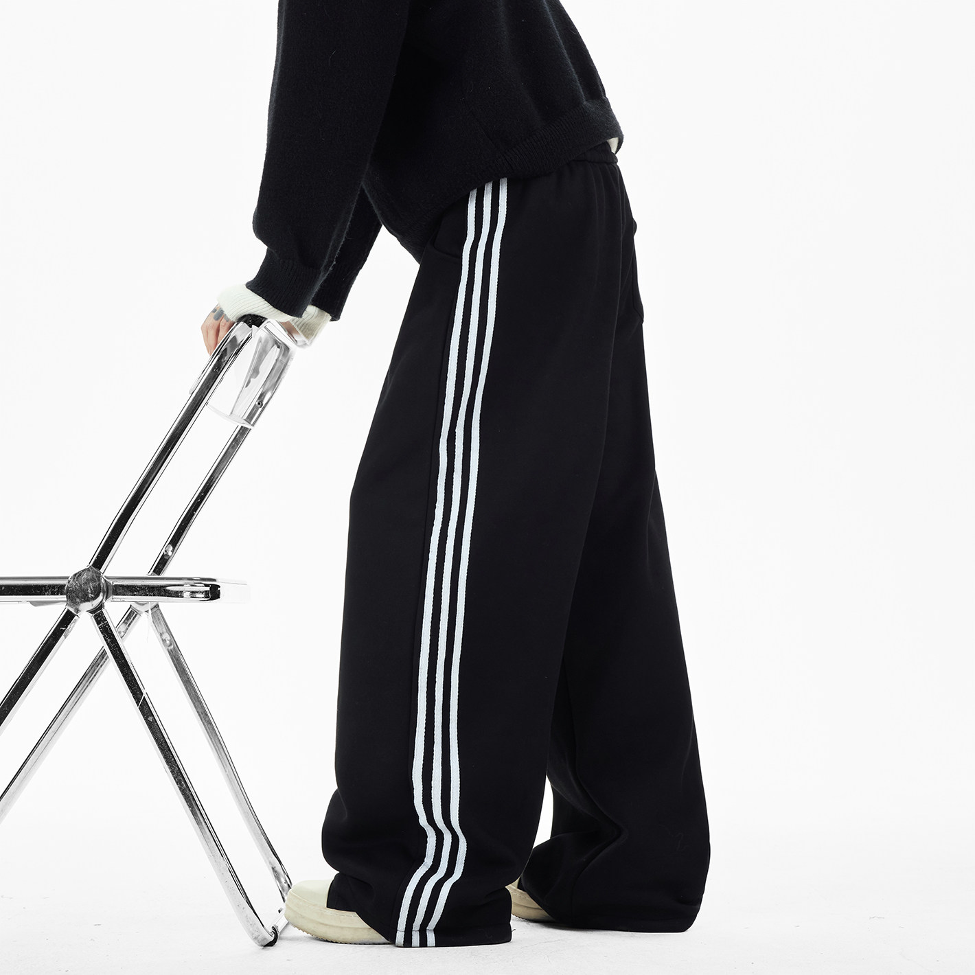 现货A412-DM541-特P48-限价88-加绒加厚三条杠廓形卫裤成份100棉，男装休闲裤，电商A412