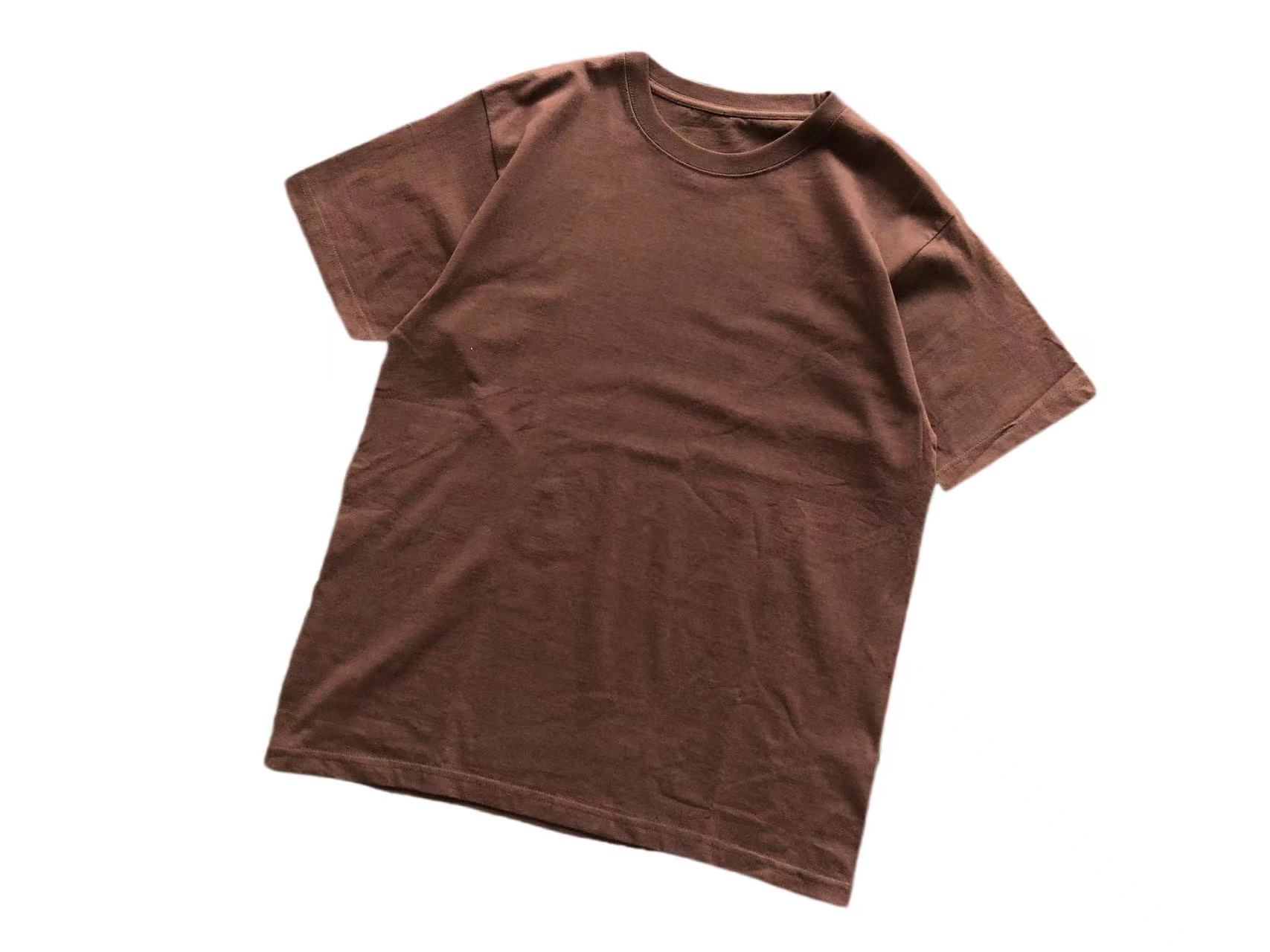 thumbnail for The left is a large music, with three purple circles, and the brown short-sleeved 33111425