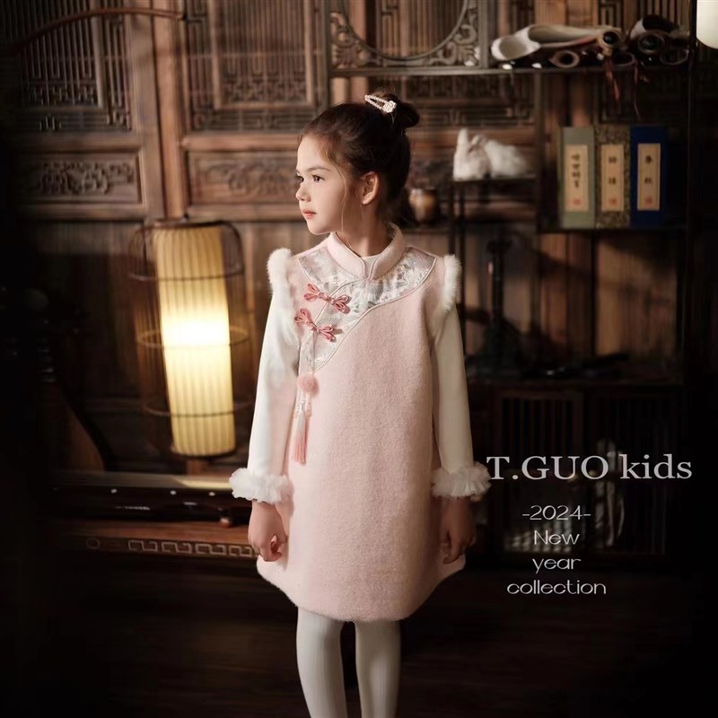 女童中国风毛呢洋装2o023冬装新款韩版新年呢子马甲旗袍A字裙子