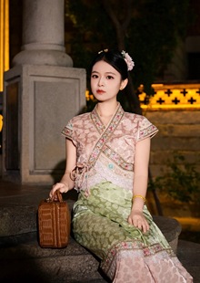 云南新款傣族传统服饰西双版纳旅拍服装甜美气质夏季薄款女装