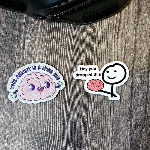 搞怪创意魔术贴章恋爱脑和满脑子焦虑包包可爱情绪刺绣ins风臂章