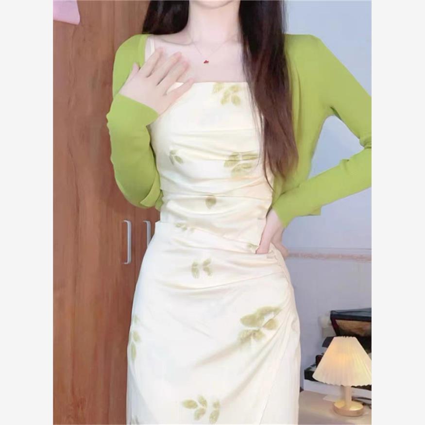 娜奇娅早春小个子盐系穿搭针织开衫法式气质碎花吊带连衣裙子