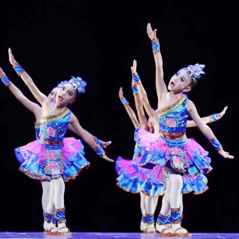 板鞋乐瑶族壮族苗族彝族畲族表演