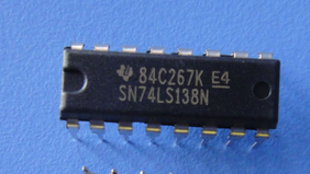 74LS138 SN74LS138N解码器 多路分解器 直插DIP16