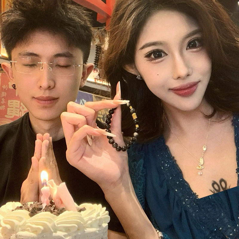 原创设计暗夜金轮手串潮流图片