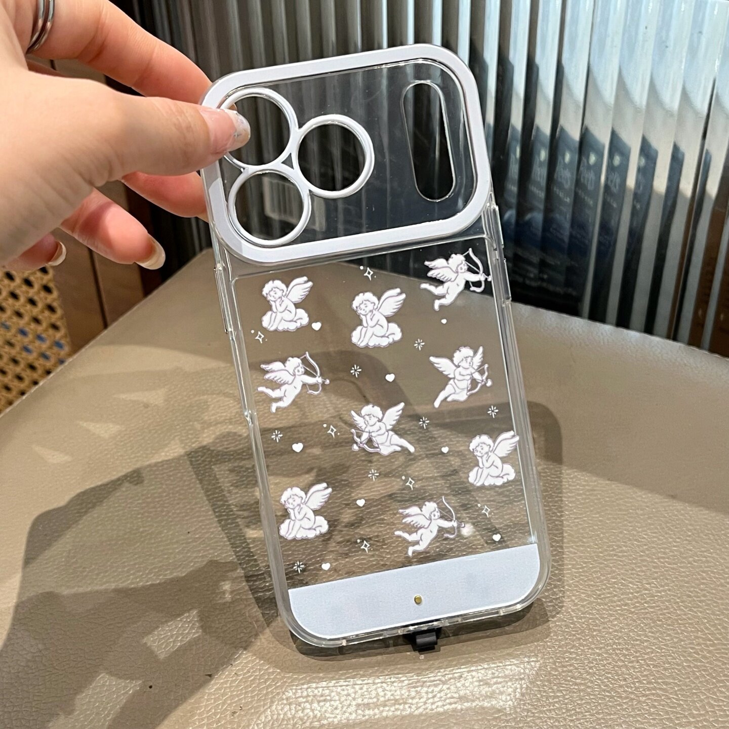 D来电闪光可爱天使图案发光手机壳iPhone16promax高级感iphone14plus手机壳苹果15pro全包透明三星s24保护壳