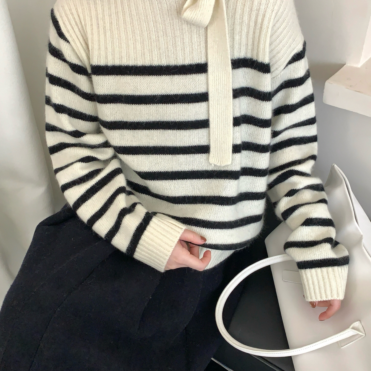 MOMO-一款顶三款飘带套头气质款保暖毛衣（含44.8羊毛）YS1-527