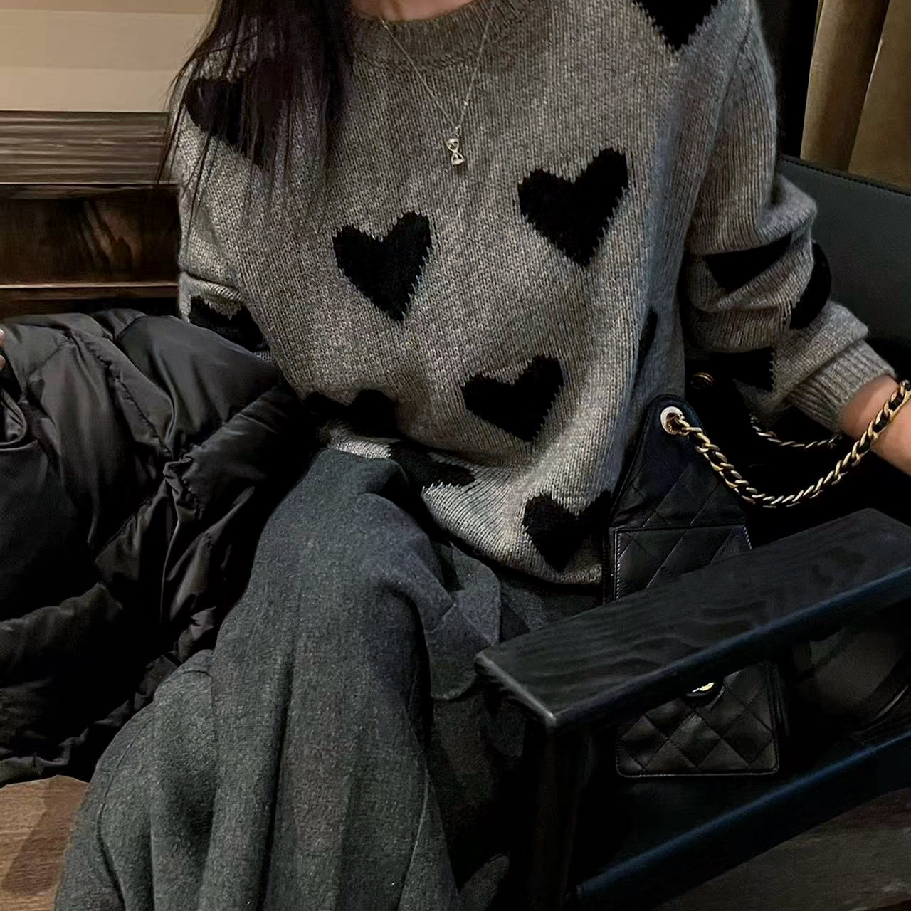 B媞宝-驼绒甜系爱心氛围感韩版加厚保暖毛衣（含3.2羊驼毛）52779