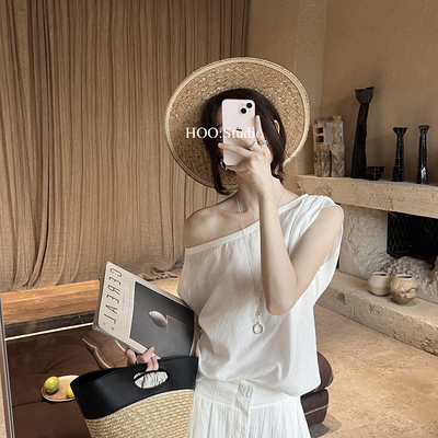 GRACETINA HOO-拼接花边简约气质百搭小衫(不含项链+半裙)CSA898