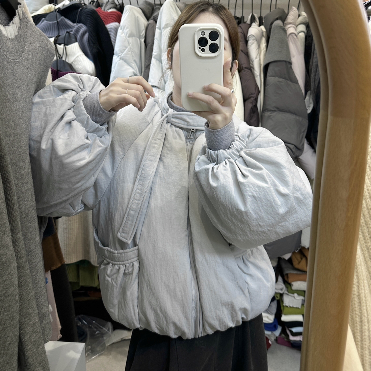 I+（唯一家）-绒才更蓬松设计感韩风立领设计保暖羽绒服外套60305