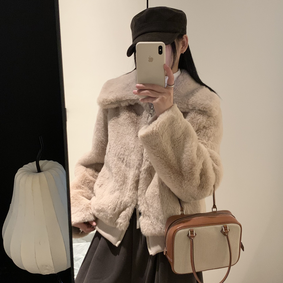 拿铁-叽毛毛外套~巨保暖一件过冬立领设计不挑人短外套A999888ES