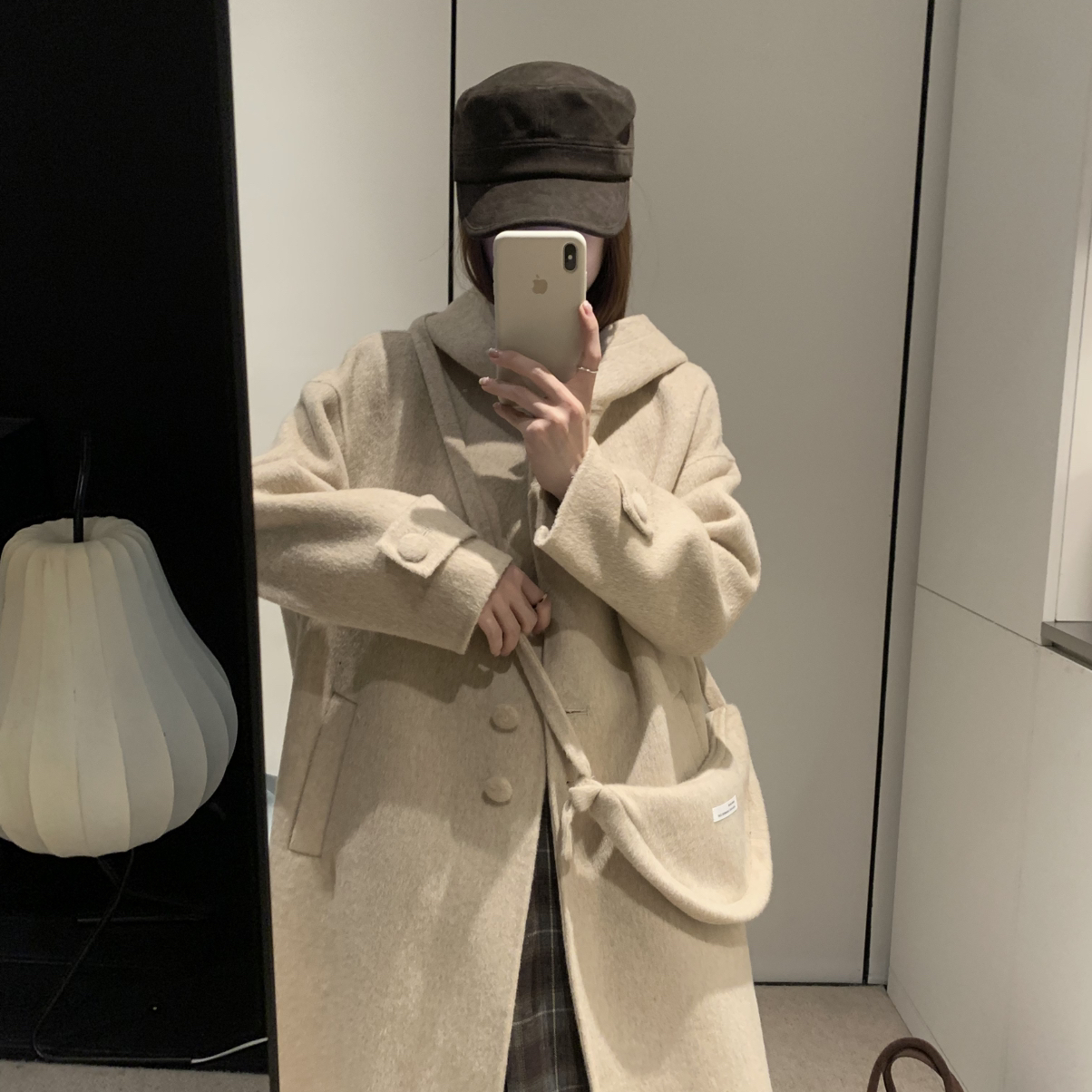 铁韩减龄连帽设计显瘦长款羊毛外套配包包(含90羊毛)B6F2506