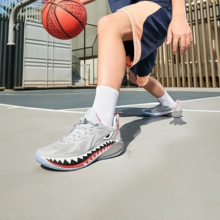 李宁儿童篮球鞋音速12实战大鲨鱼男童新款轻量运动鞋正品休闲鞋
