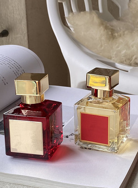 158 中性香水 红色百家乐 540香精版 一支玫瑰 丝绸乌木 温柔流动