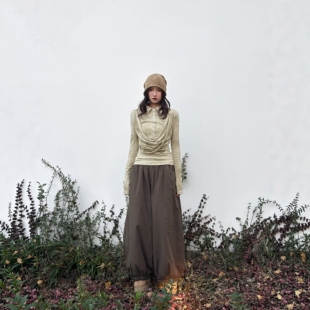 第二次心跳●《艾绿》植物染 |复古绿新中式设计感上衣弯刀裤套装