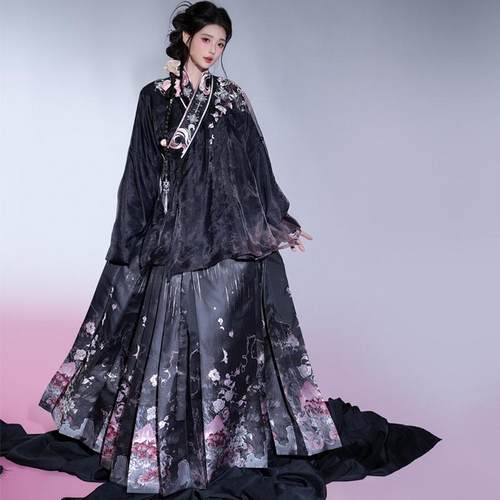 异志阁织金妆花五对褶马面裙新款