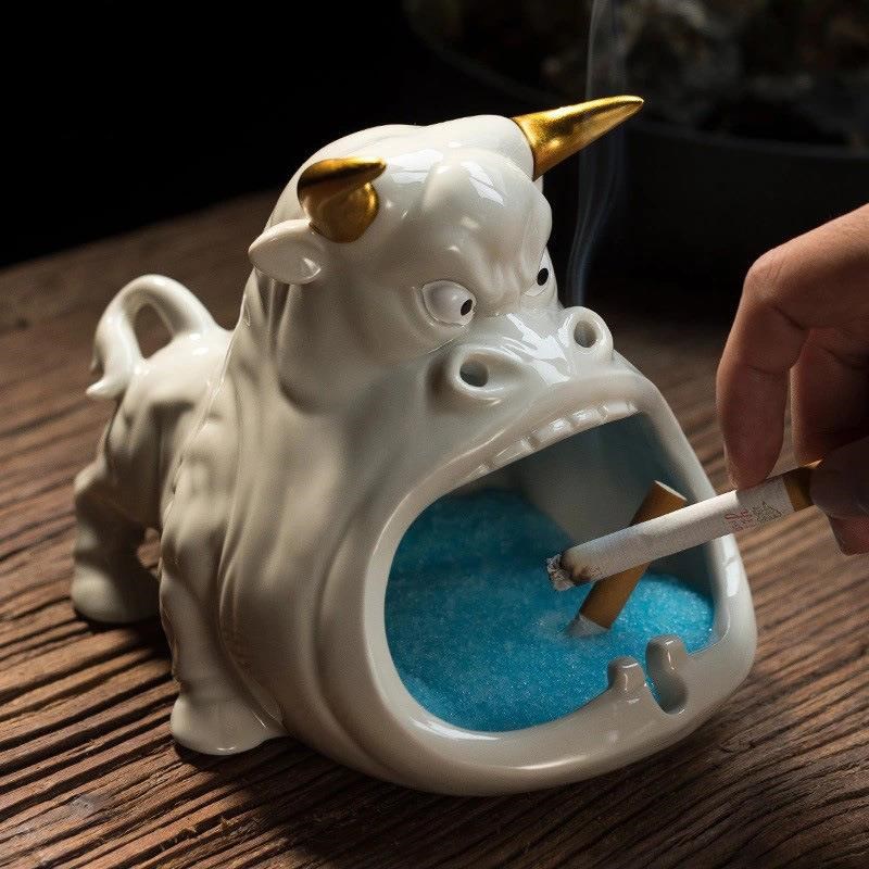 创意烟灰缸酒店家用陶瓷防飞w灰车载时尚卡通牛大容量烟缸礼品摆