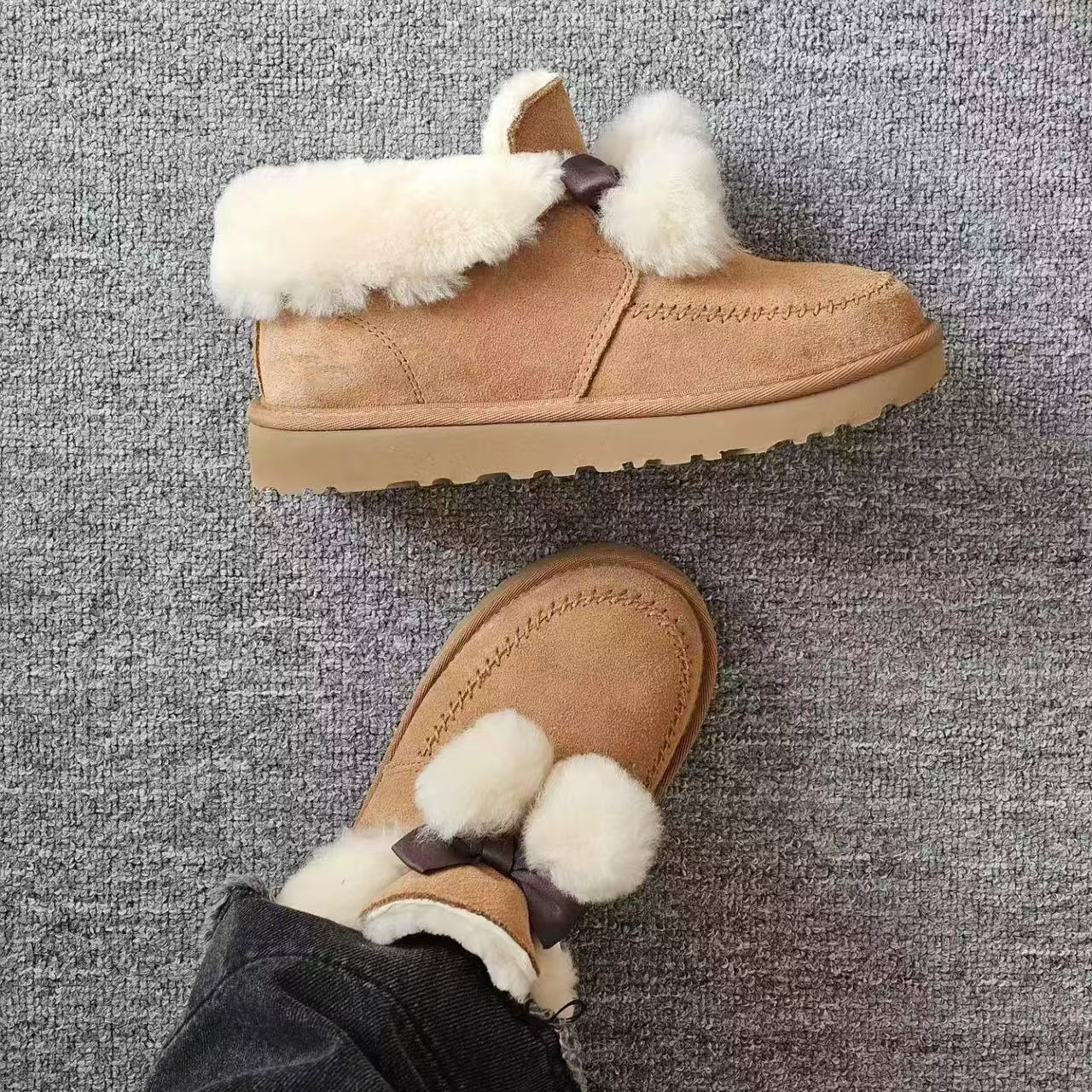 【穿靴子的猫】舒适平底女圆头蝴蝶结翻折鞋口毛毛鞋保暖雪地靴