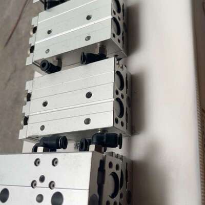 议价亚德客滑台气缸，型号HLQ12X30SAS，拆机件，成色还可