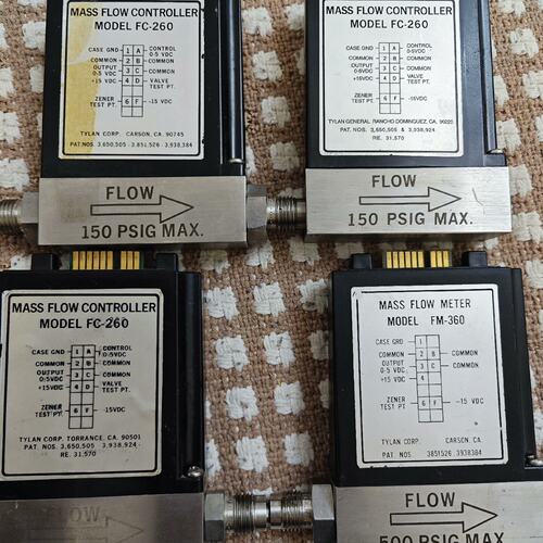 议价流量计MODEL FC-260拆机4台，FM-360气体流量