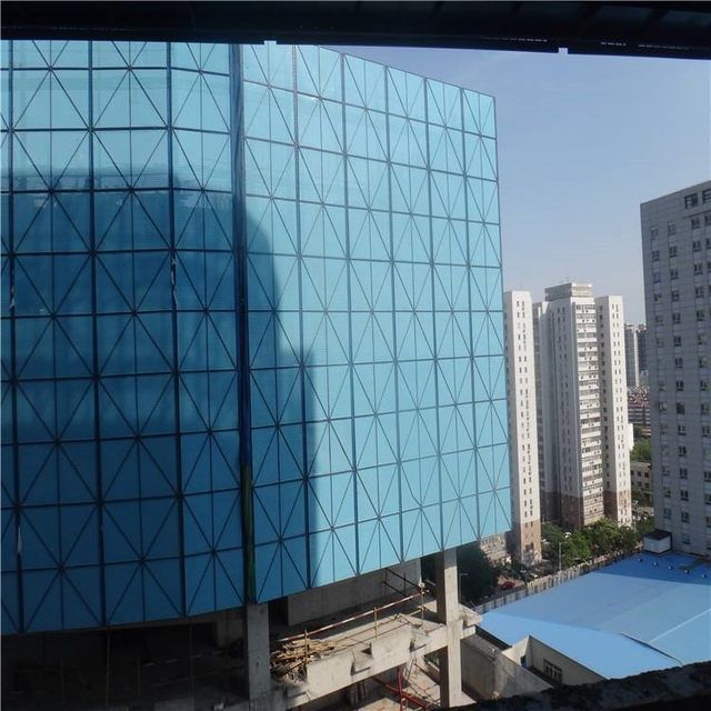 建筑外墙爬架网片施工安全网防护网高层外架钢板网防坠网防护围挡