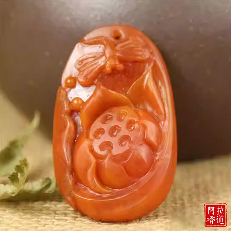 自然无优化苏工云南保山南红玛瑙蜻蜓莲花吊坠收藏毛衣链挂件